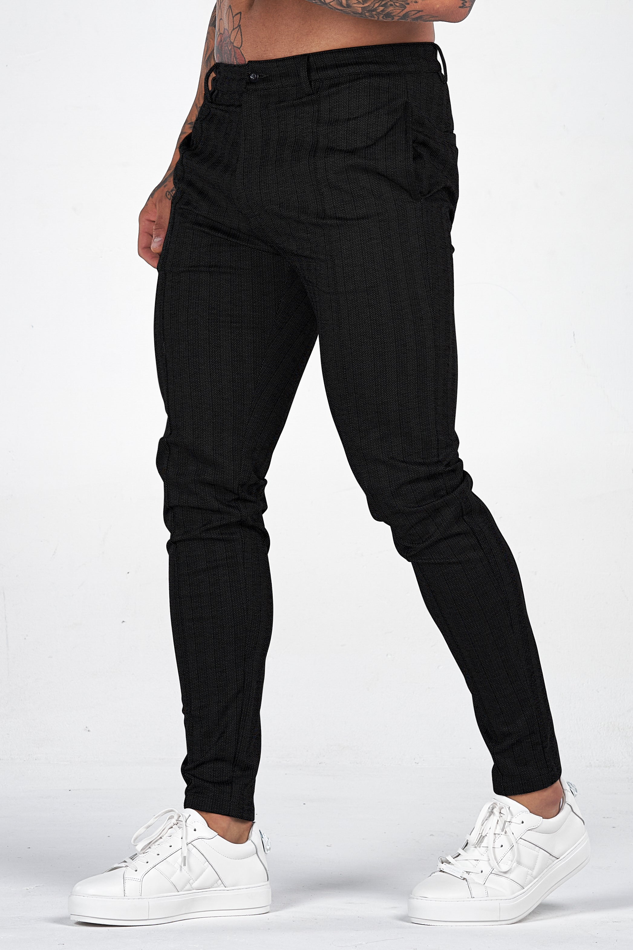 THE CHEVRON TROUSERS - BLACK