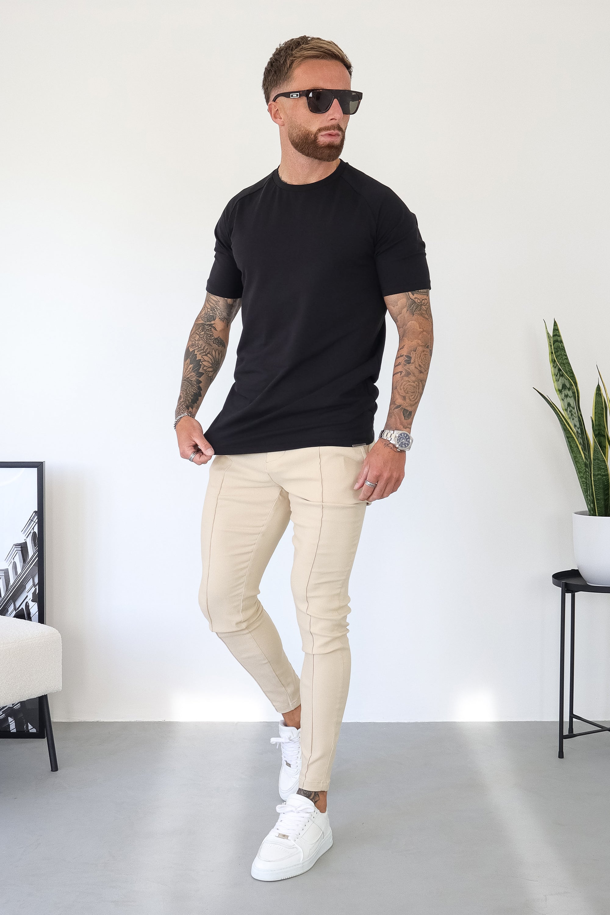 THE MUSCLE BASIC T-SHIRT - BLACK